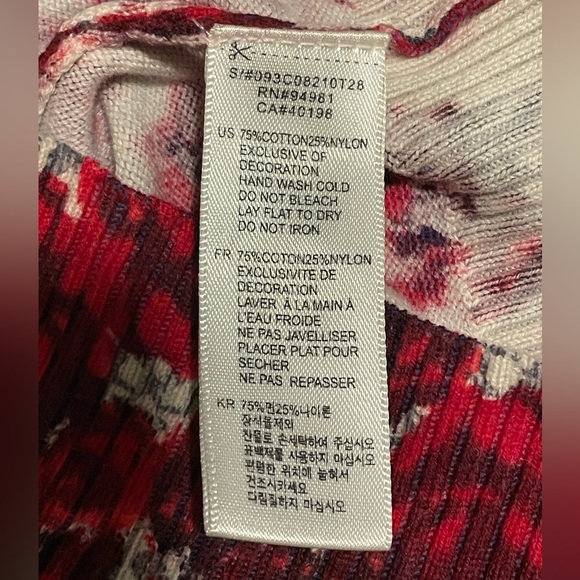 Forever 21 Roses Cropped Sweater! 🌹 - Picture 8 of 8